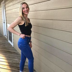 Meet your Posher, Taylor